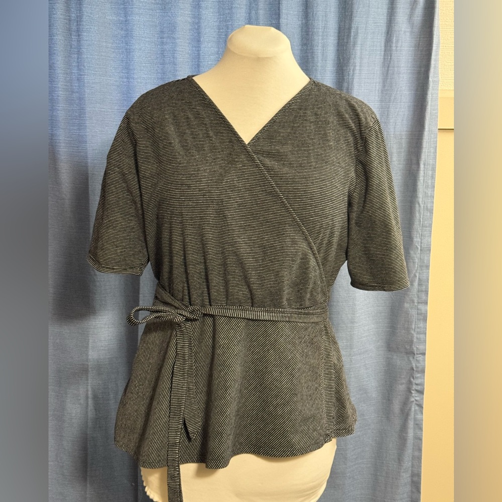 LOFT True Wrap Peplum Top